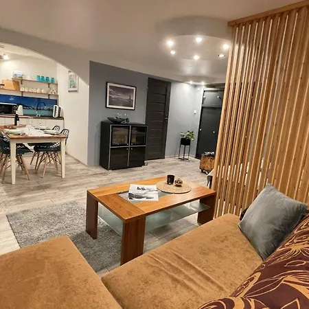 Apartamenty Pod Uwalonym Dębem Jezow Sudecki Zewnętrze zdjęcie
