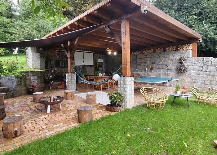 Apartamenty Pod Uwalonym Debem